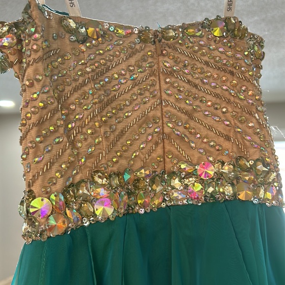 Sherri Hill Short Party Dress - Picture 4 of 16